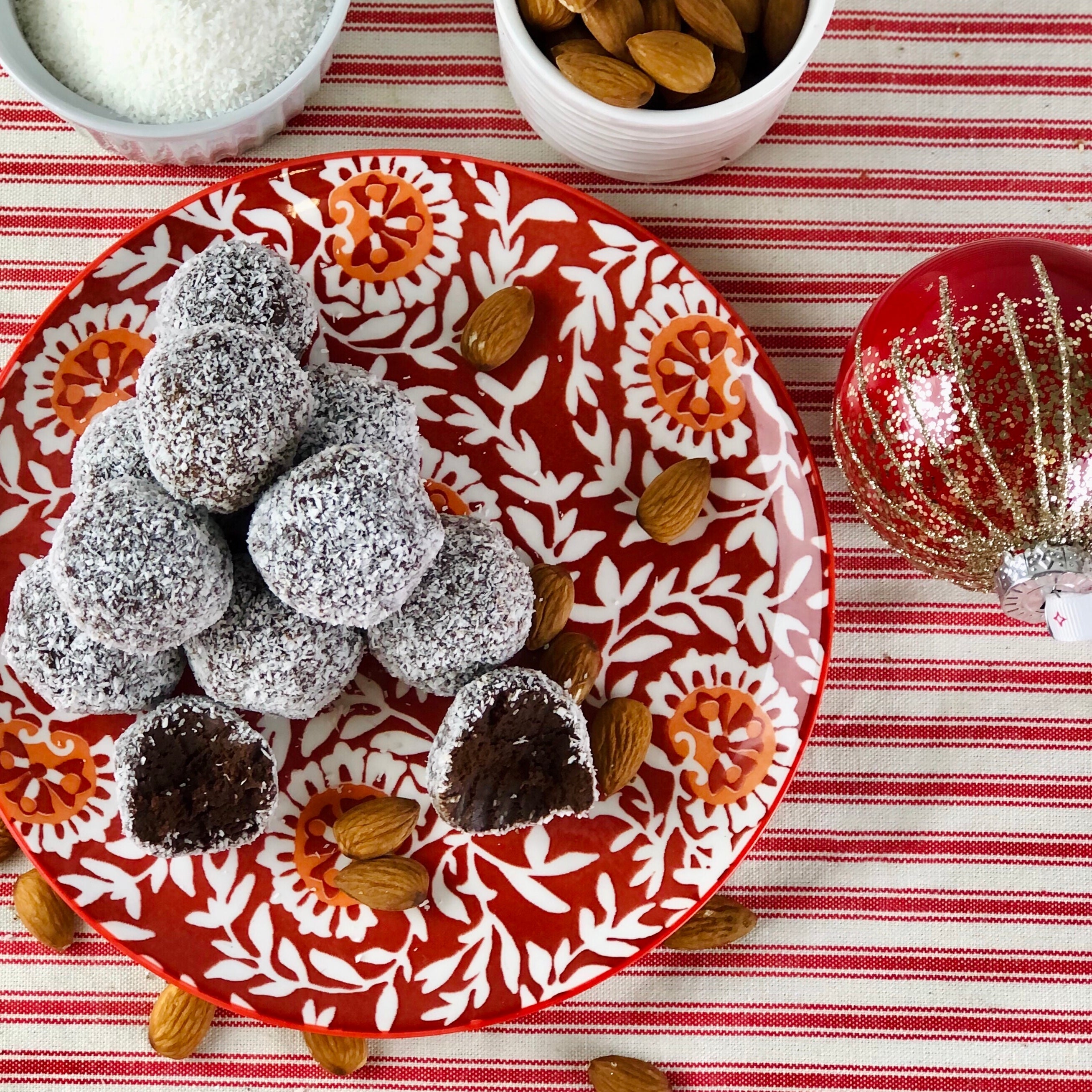 Merry Vegan Christmas - Dello Mano