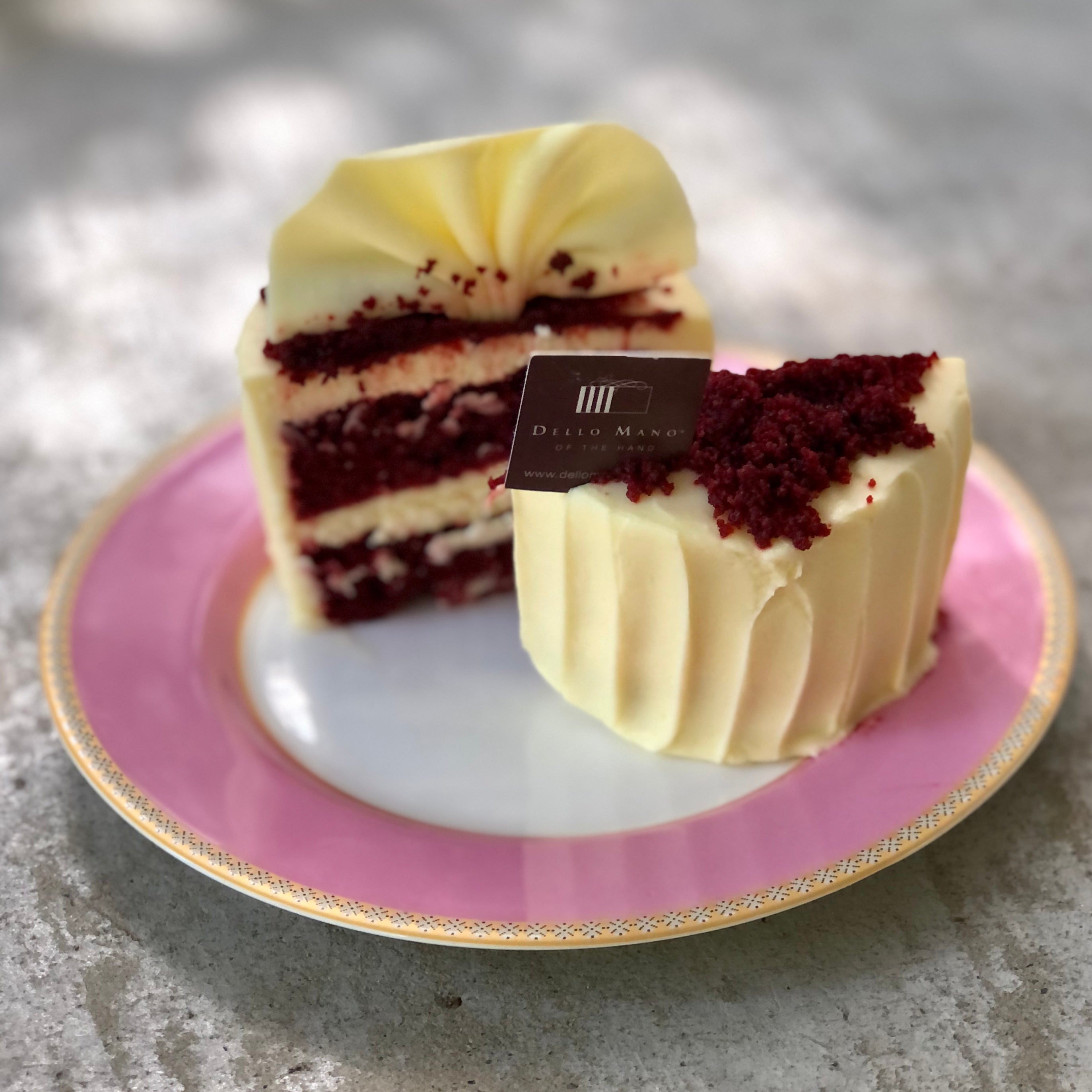 Unveiling the Enigmatic Origins of Red Velvet Cake: From Waldorf Hotel Discovery to Dello Mano's Luxurious Tribute - Dello Mano