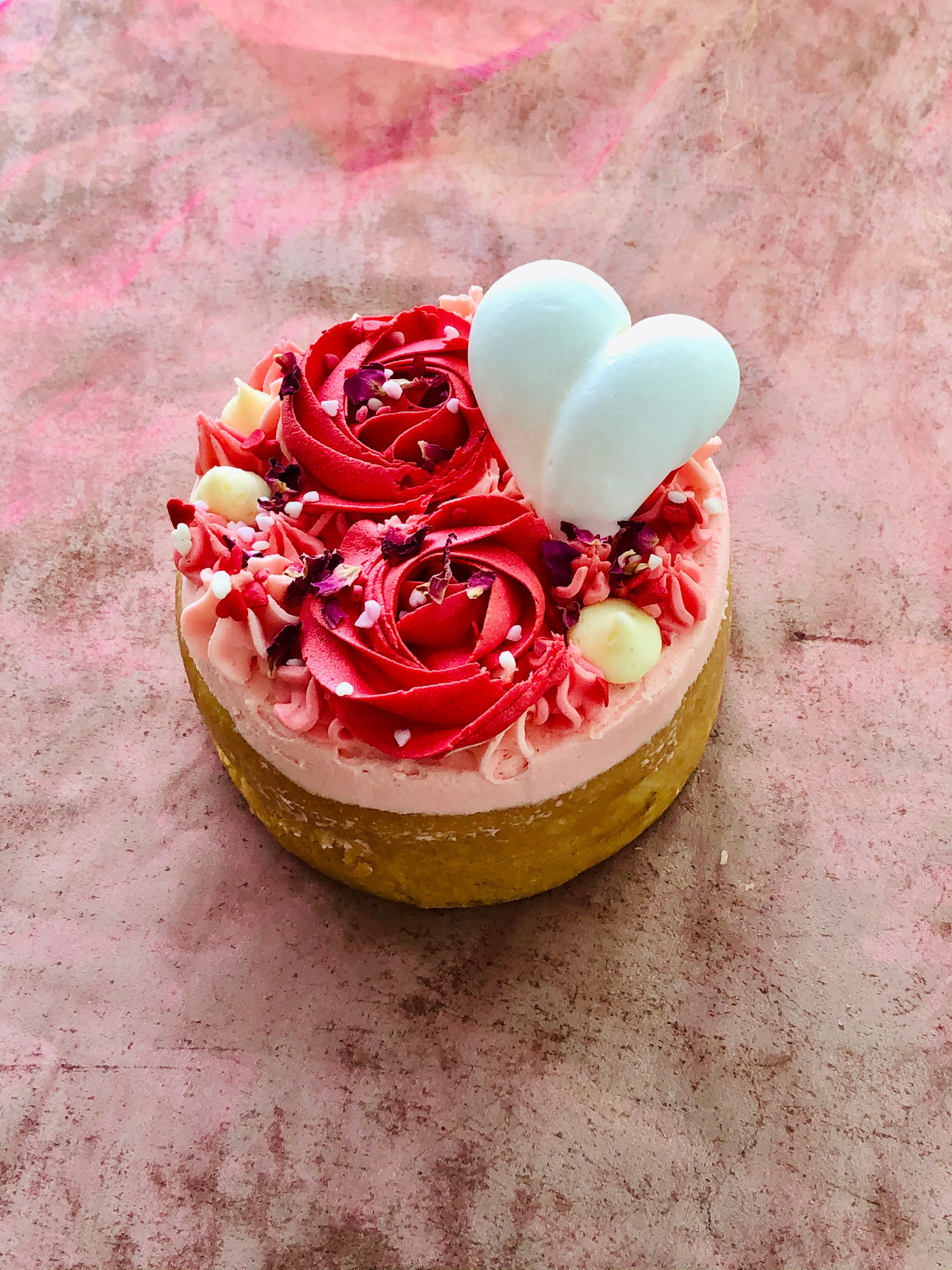 Valentine Rose Cake Launch 2021 - Dello Mano