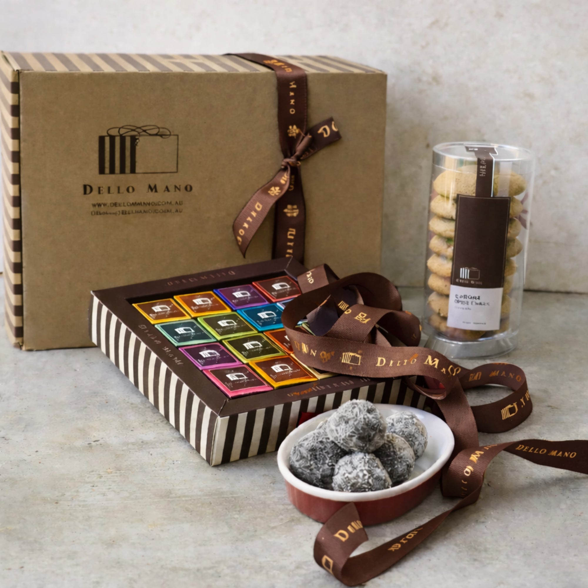 Airlie Hamper | Handmade Luxury Treats by Dello Mano