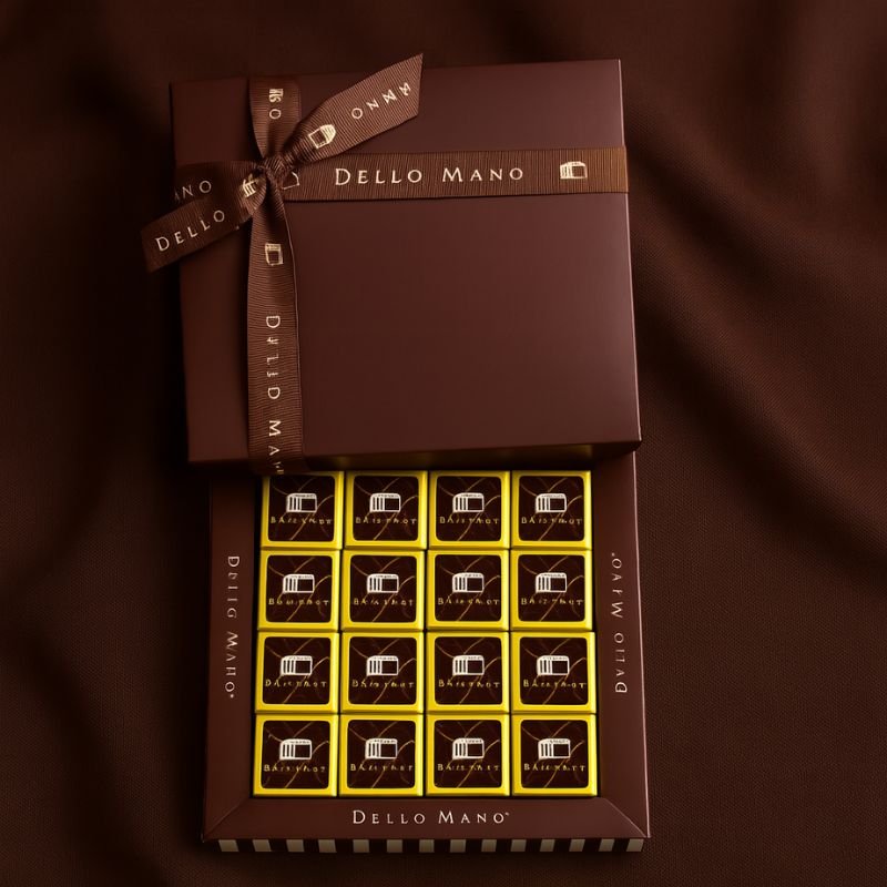 Chocolate Gift Box of Luxury Brownie – Signature Classic | Handmade Luxury Treats by Dello Mano