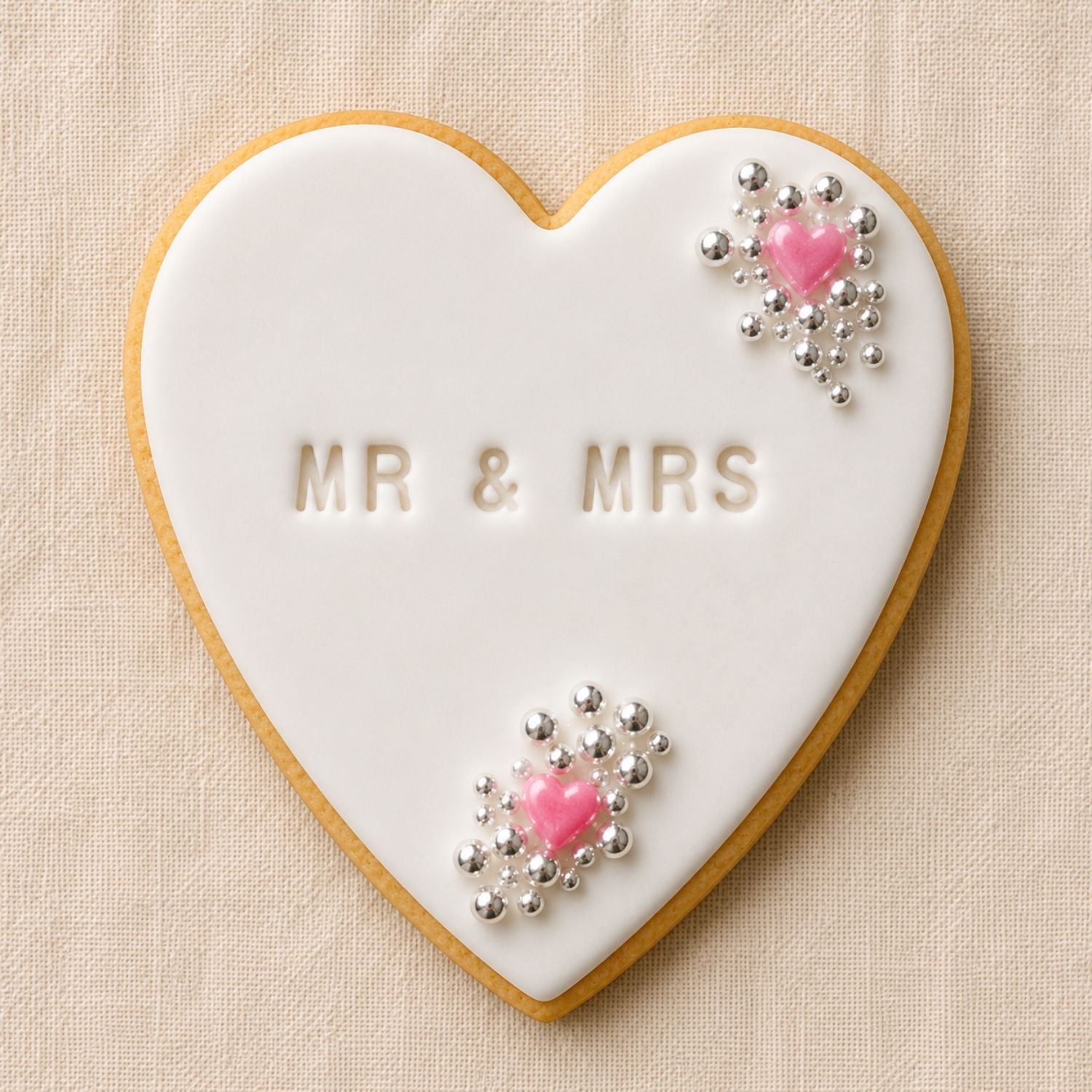 Wedding Heart Cookie Favours | Handmade Luxury Treats by Dello Mano