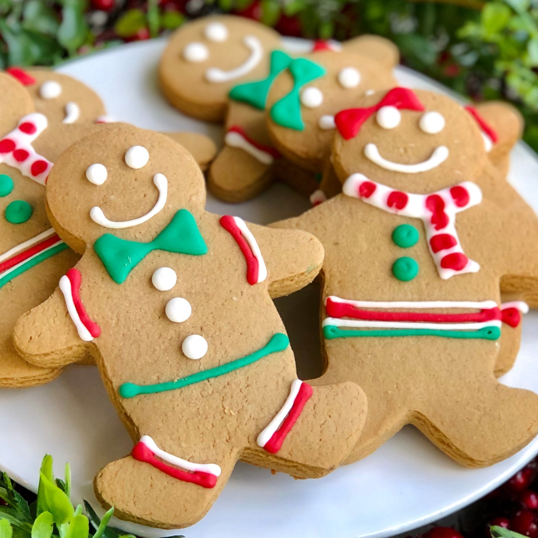 Gingerbread People | Handmade Luxury Treats by Dello Mano