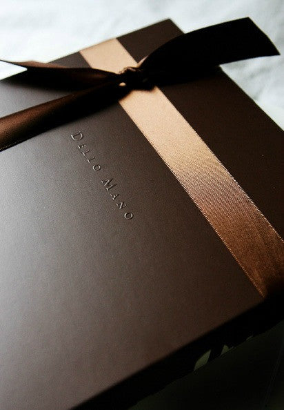 Dello Mano Signature Brownie Gift Box Packaging