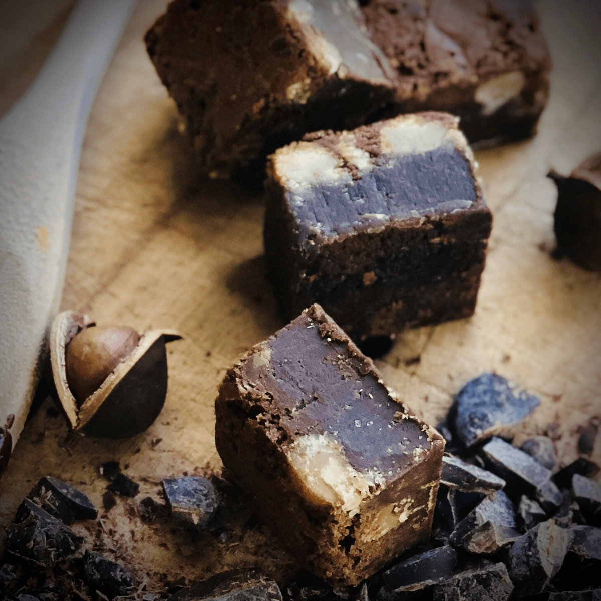 Buy Brownies Online – Australia's Original Luxury Brownie Gift - Dello Mano
