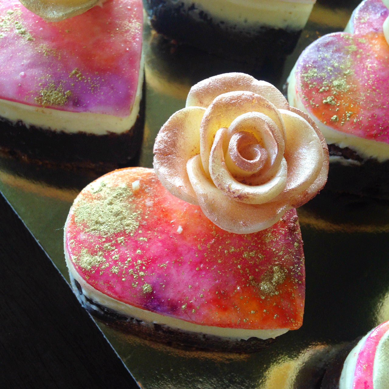 We love Brownie Hearts - Dello Mano