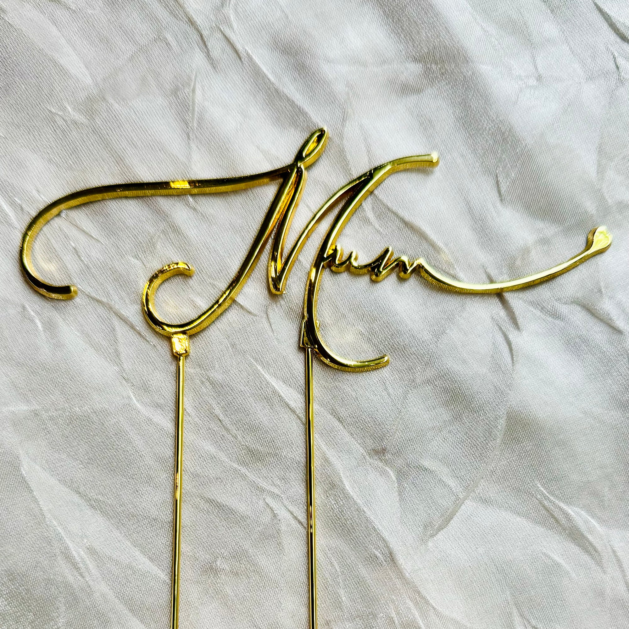 Cake Topper-Mum- Gold