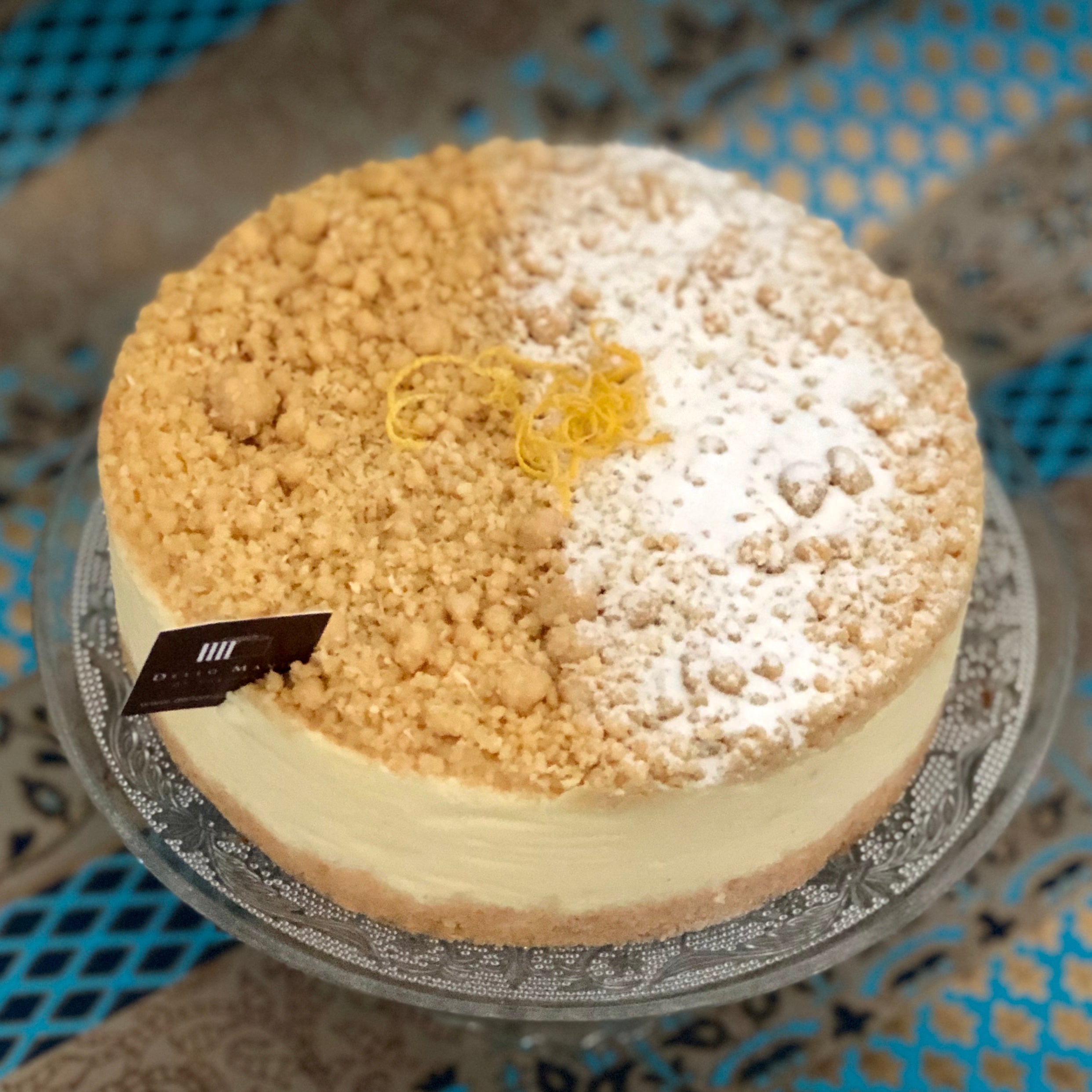 Italian Ricotta Crumble Cheesecake
