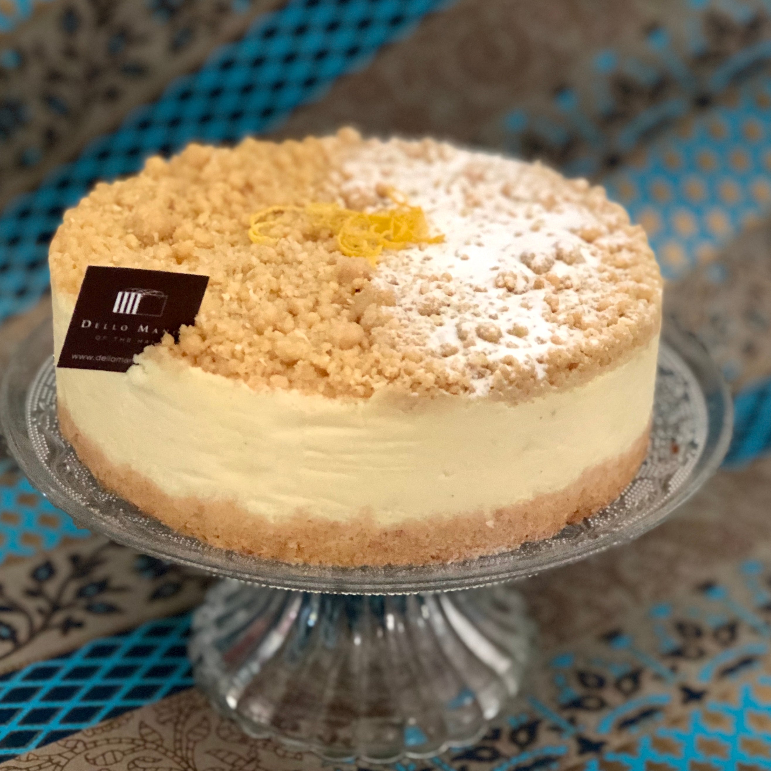 Italian Ricotta Crumble Cheesecake