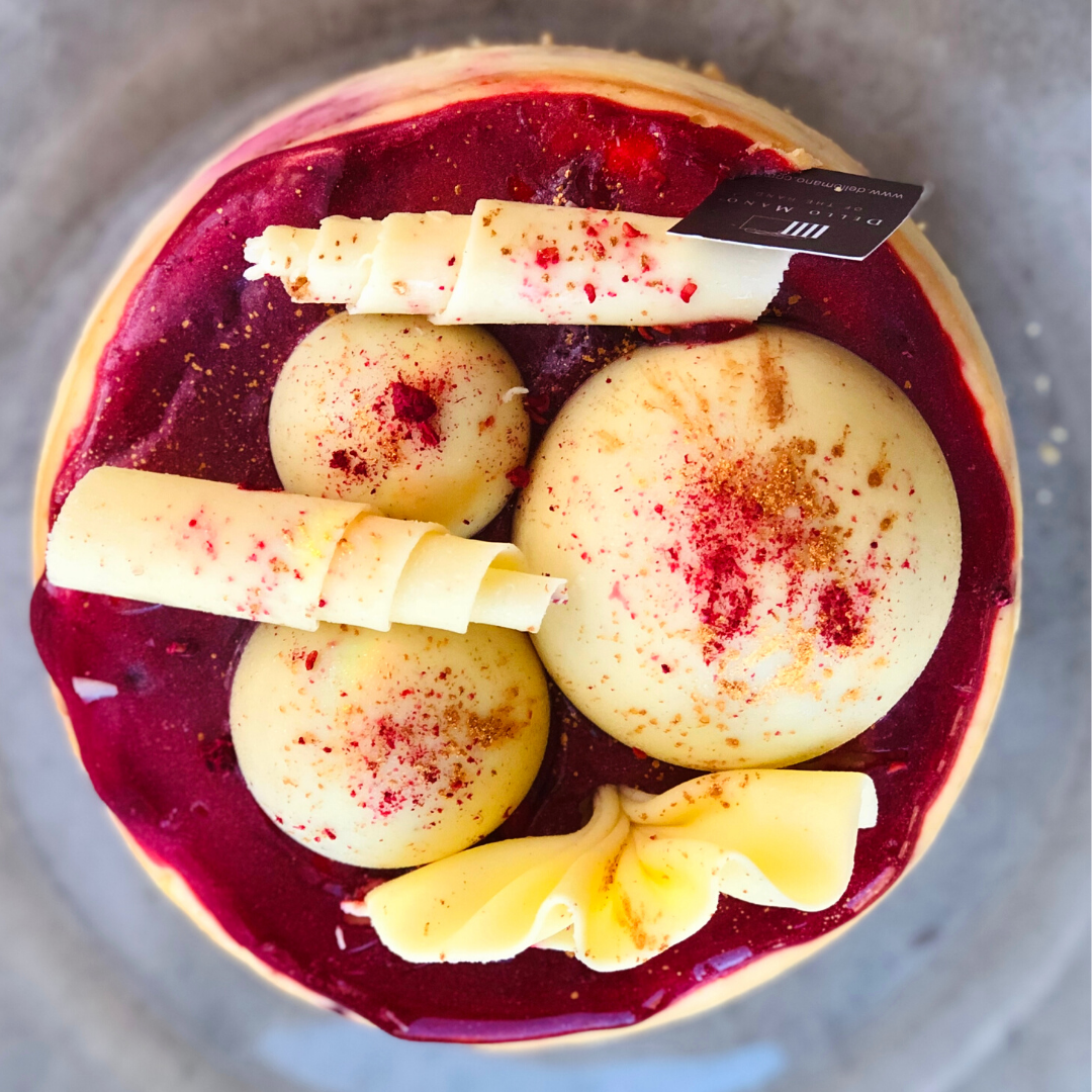 White Chocolate Raspberry Coulis Cheesecake